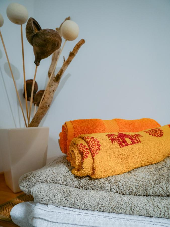 Le Bois De Laval Bed & Breakfast Marey-les-Fussey Екстериор снимка
